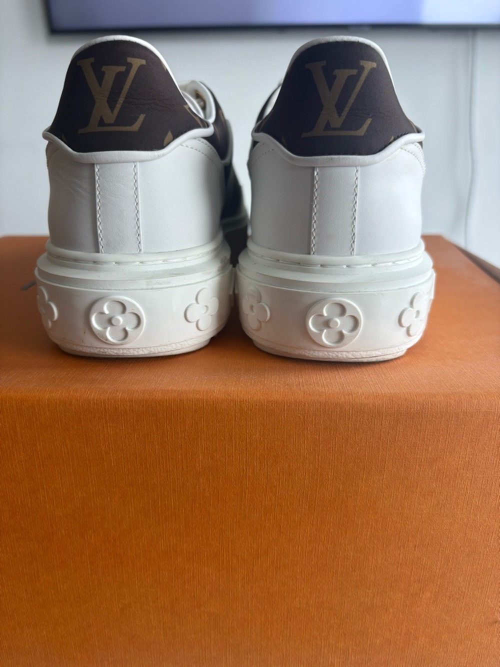 Authentic Louis Vuitton White & Brown Monogram Low-Top Sneakers - Picture 3 of 3